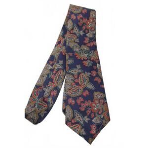 Vintage RESILIO 4 Inch Wide Silk Necktie, Dark Blue Floral